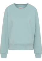 Gebreide pullover in blauw vlakte