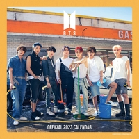 BTS - Wandkalender 2023 - Multi-Language - Muurkalender - Unisex - meerkleurig