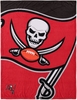 NFL - Tampa Bay Buccanears - Kuschelige Plüschdecke - Dekens - Unisex - rood zwart wit