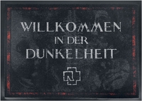 Rammstein - Willkommen In Der Dunkelheit - Deurmat - Unisex - donkergrijs rood