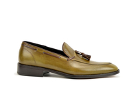 Romeo - Olive deco tassel loafer