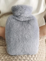 Christmas Gift Hot Water Bottle Heating Pad With Fluffy Fleece Cover Extra Large Extra Thick Hot Water Bag Hand Feet Warmer Pain Relief Hot and Cold T