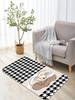 Figure Houndstooth Pattern Floor Mat