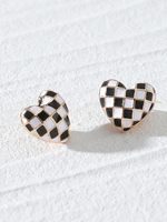 Heart Checkerboard Pattern Stud Earrings