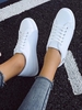 Heart Decor Casual Skate Sneakers