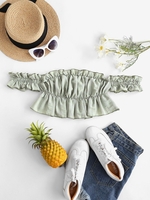Off Shoulder Ruffle Crop Blouse S Light green