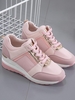 Perforated Detail Breathable Chunky Heel Sports Shoes