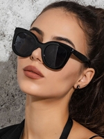 Square Shape Chunky Sunglasses