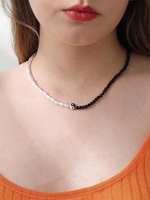 Yin-and-yang Faux Pearls Beaded Necklace