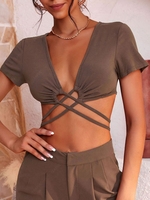 ZAFUL Plunge Ribbed Crisscross Midriff Flossing Tee S Deep coffee