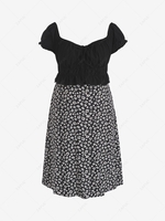 ZAFUL Plus Size Cinched Ruched Top and Ditsy Print Skirt Set