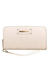 Chelsea Wristlet Saffiano Universal