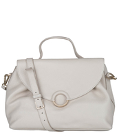 Shoulderbag M Soft Grain Leather