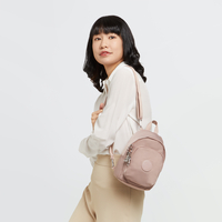 Delia Compact